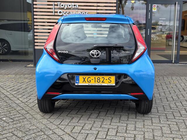 Toyota AYGO 1.0 VVT-i x-play