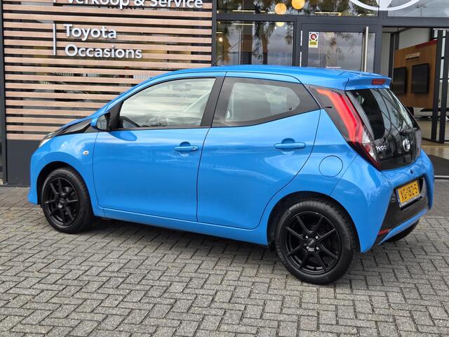 Toyota AYGO 1.0 VVT-i x-play