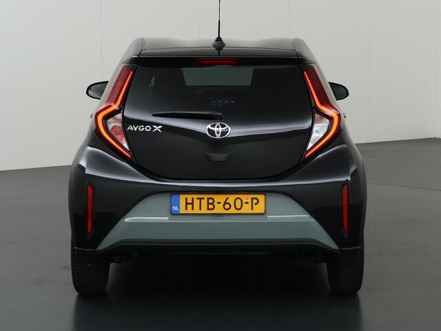 Toyota AYGO X 1.0 VVT-i MT Pulse | Achteruitrijcamera | Climate Control | Lichtmetalen velgen | Adaptieve Cruise Control |