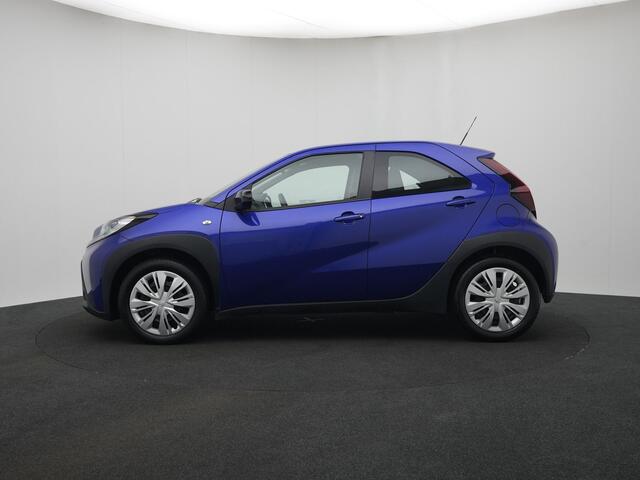 Toyota AYGO X 1.0 VVT-i S-CVT Play