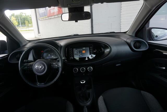 Toyota AYGO X 1.0 VVT-i MT Play Miracast Achteruitrijcamera Adaptive cruise control Lane assist Eerste eigenaar