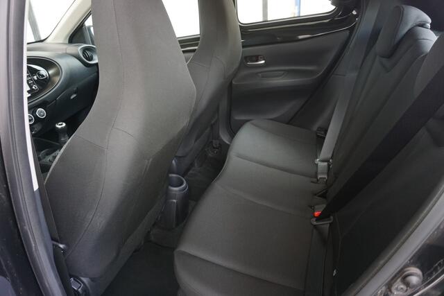 Toyota AYGO X 1.0 VVT-i MT Play Miracast Achteruitrijcamera Adaptive cruise control Lane assist Eerste eigenaar