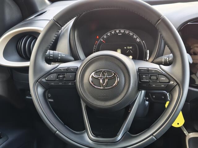 Toyota AYGO X 1.0 VVT-i S-CVT Envy | Stoelverwarming | All Seasons | Android Auto