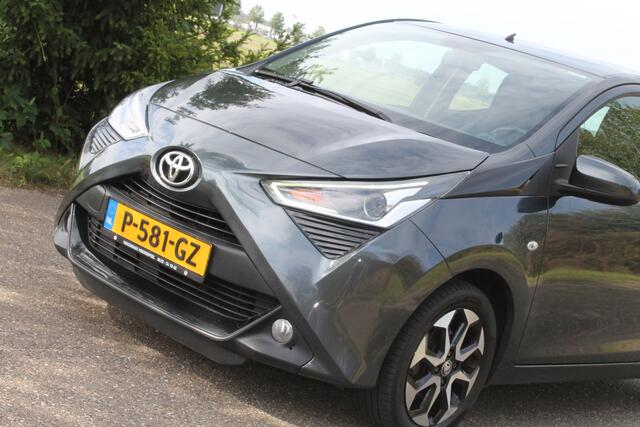 Toyota AYGO 1.0 VVT-i X-Joy | Carplay | Cruise