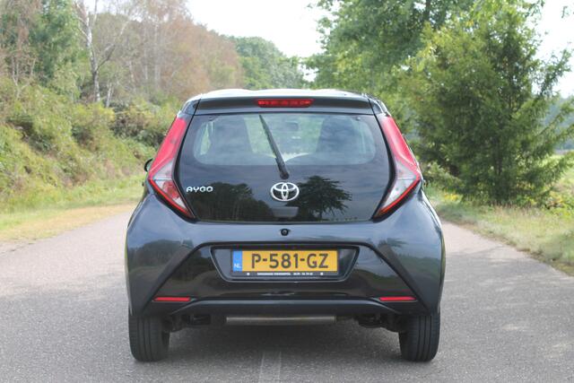 Toyota AYGO 1.0 VVT-i X-Joy | Carplay | Cruise