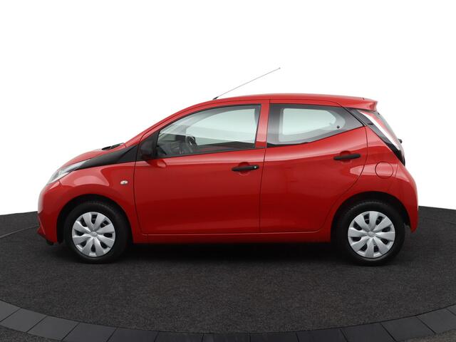 Toyota AYGO 1.0 VVT-i x-fun | Airco | Centrale vergrendeling | Electrische ramen |