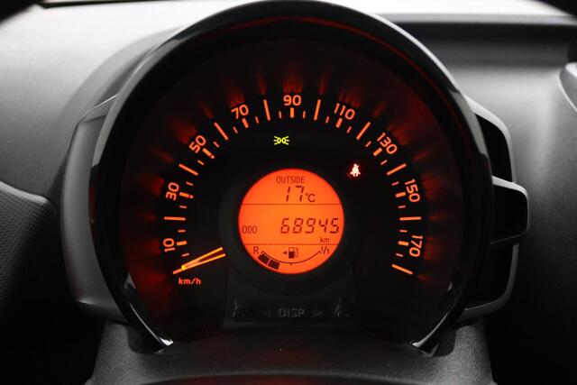 Toyota AYGO 1.0 VVT-i x-fun | Airco | Centrale vergrendeling | Electrische ramen |