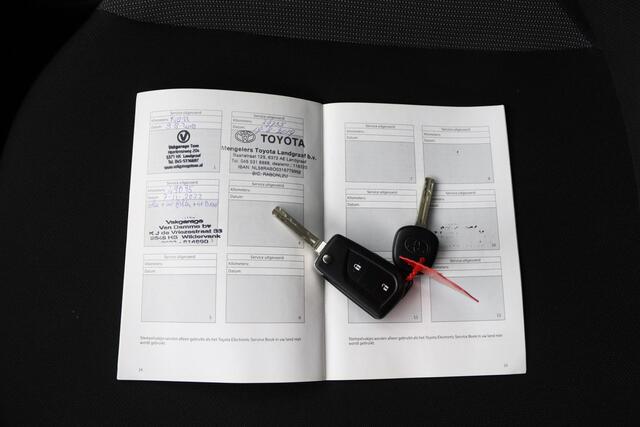 Toyota AYGO 1.0 VVT-i x-fun | Airco | Centrale vergrendeling | Electrische ramen |