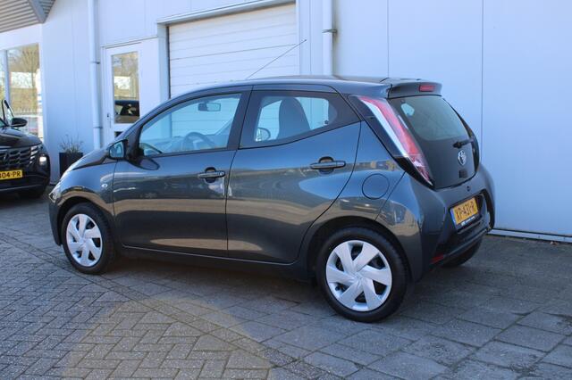 Toyota AYGO 1.0 VVT-i x-play Automaat