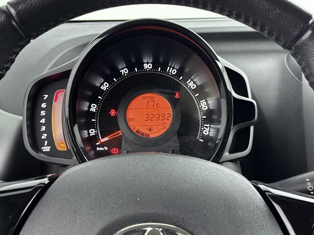 Toyota AYGO 1.0 VVT-i x-play | Apple Carplay-Android Auto | Parkeercamera | Airco |