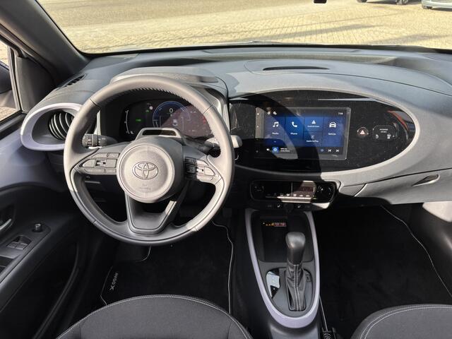 Toyota AYGO X Hybrid 115 pulse / Camera / Applecarplay/Androidauto / Parkeersensoren V+A / Stoelverwarming /
