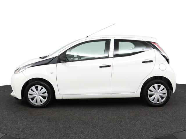 Toyota AYGO 1.0 VVT-i x-fun | Airco | Bluetooth telefonie en muziek streaming |