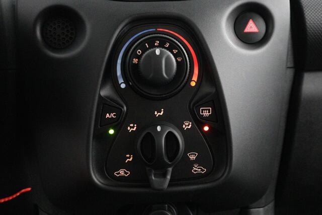 Toyota AYGO 1.0 VVT-i x-fun | Airco | Bluetooth telefonie en muziek streaming |