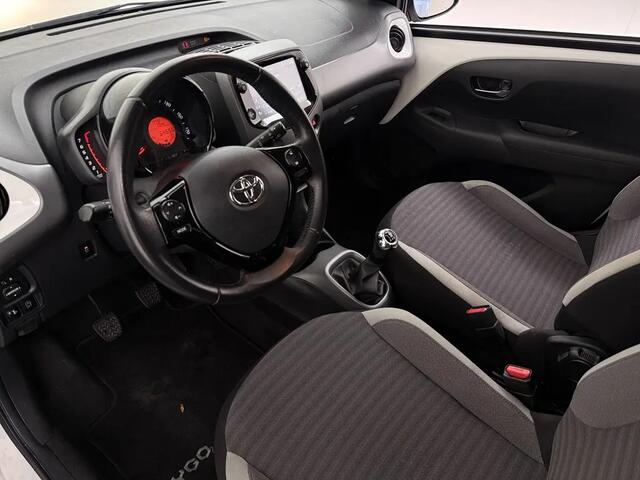 Toyota AYGO X 1.0 VVT-i MT Play Bj 2024 Km 46.000 Sportieve auto
