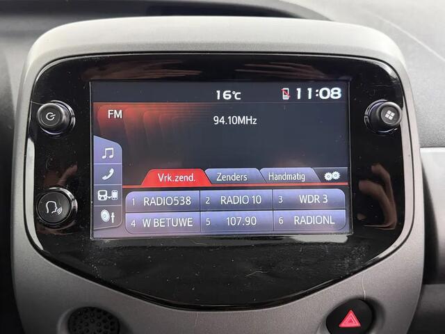 Toyota AYGO X 1.0 VVT-i MT Play Bj 2024 Km 46.000 Sportieve auto