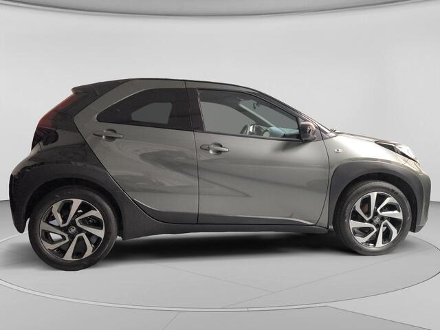 Toyota AYGO X 1.0 VVT-i MT Pulse Camera | Stoelverwarming | Keyless | Draadloze telefoonlader