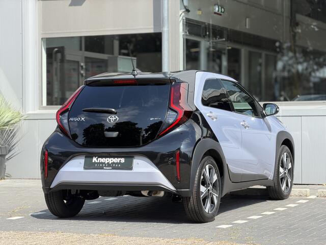 Toyota AYGO X Hybrid 115 Pulse + Easy Pack Apple/Android, Draadloze telefoonlader, Parkeersensoren