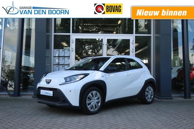 Toyota AYGO 1.0 VVT-i, Adaptieve Cruise, All-Seasons, Airco, CarPlay/Android, Camera etc.