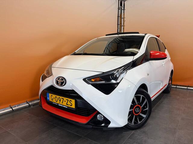 Toyota AYGO 1.0 VVT-i x-otic cabriotop | automaat | dealer onderhouden | navi | carplay | fabr gar 12/19
