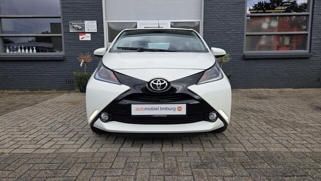 Toyota AYGO 1.0 VVT-i x-play | AIRCO | Android/CarPlay | LED | CAMERA | DEALER ONDERHOUDEN