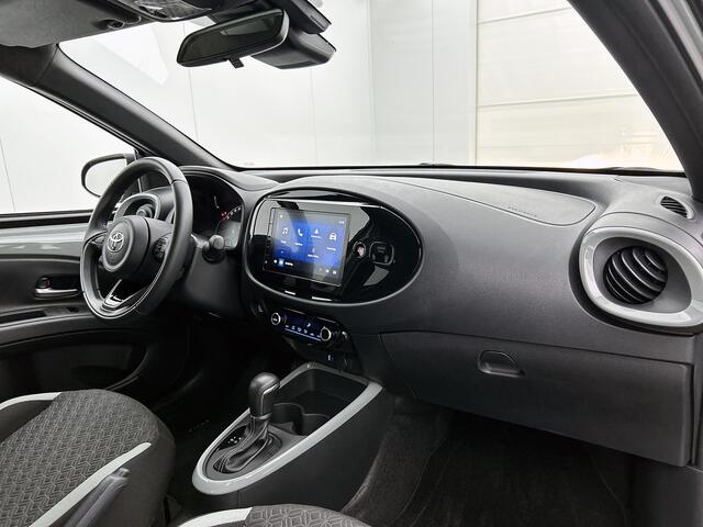 Toyota AYGO X 1.0 VVT-i S-CVT Pulse + | BTW Voertuig | Parkeersensoren voor+achter | Keyless Entry/Start | Climate Control | Cruise Control Adaptive | achteruitrijcamera | Apple CarPlay/Android Auto |