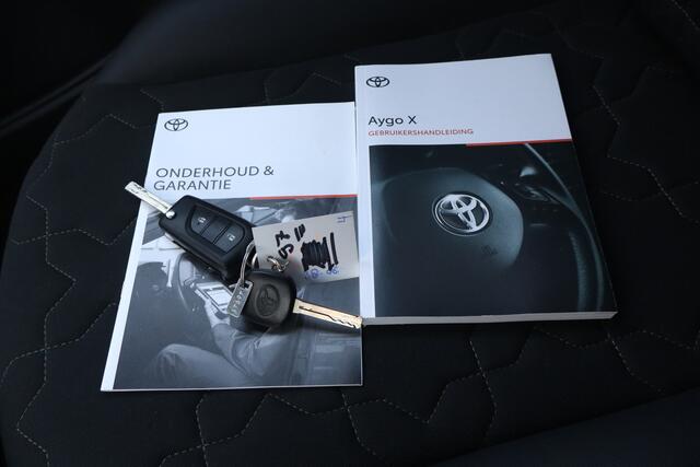 Toyota AYGO X 1.0 VVT-i S-CVT Envy NL-Auto!! Apple Car-Play I Camera I Adap.cruise