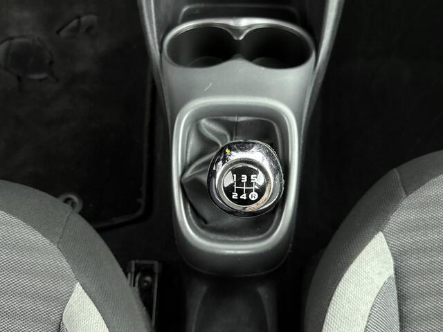 Toyota AYGO 1.0 VVT-i x-play | Parkeercamera | Apple Carplay-Android Auto | Airco | ***