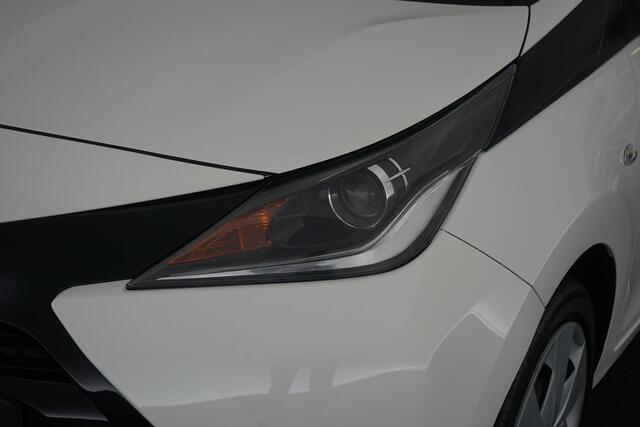 Toyota AYGO 1.0 VVT-i x-play