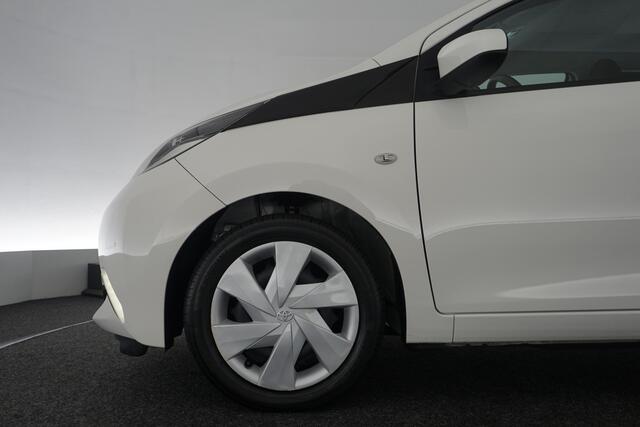 Toyota AYGO 1.0 VVT-i x-play