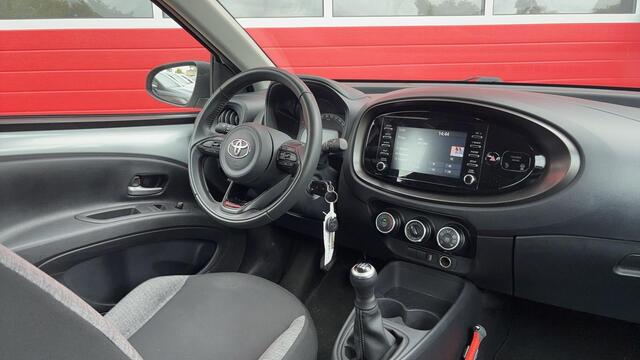 Toyota AYGO X 1.0 VVT-i MT Play CAMERA / CARPLAY / ACC / AIRCO / BLUETOOTH / ELEK RAMEN / NL-AUTO