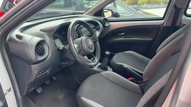 Toyota AYGO X 1.0 VVT-i MT Play CAMERA / CARPLAY / ACC / AIRCO / BLUETOOTH / ELEK RAMEN / NL-AUTO