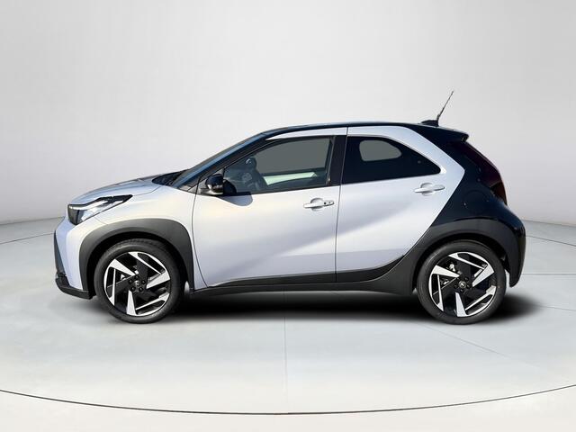 Toyota AYGO X Hybrid 115 envy