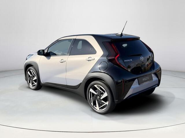 Toyota AYGO X Hybrid 115 envy