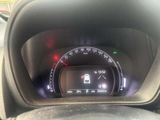 Toyota AYGO X 1.0 VVT-i S-CVT Envy