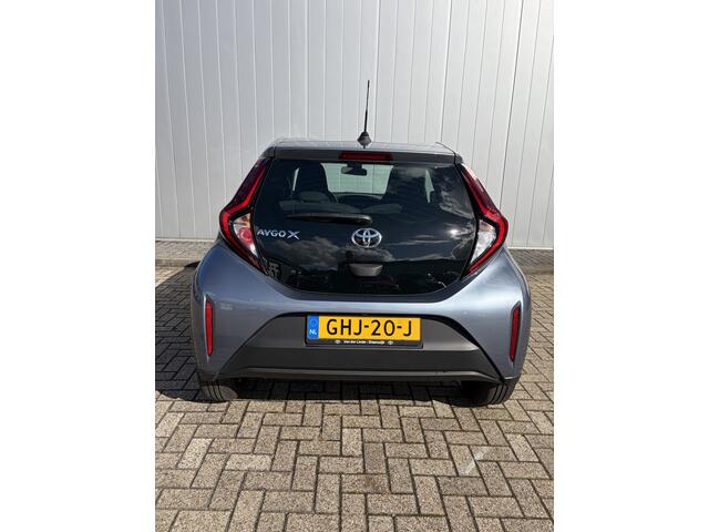 Toyota AYGO X 1.0 VVT-i MT Play Camera Cruis Carplay
