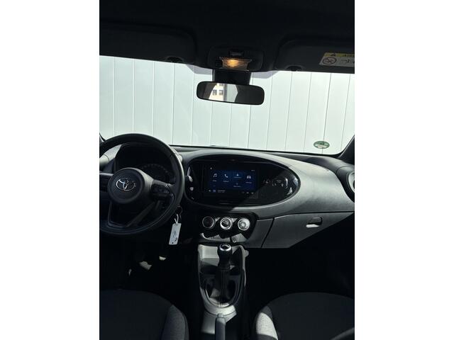 Toyota AYGO X 1.0 VVT-i MT Play Camera Cruis Carplay
