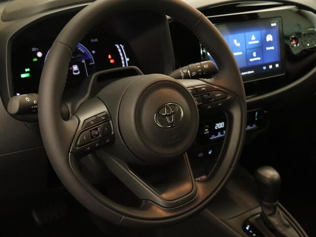 Toyota AYGO X Hybrid 115 Pulse - NIEUW MODEL - KEYLESS START - STOEL VERWARMING - DRAADLOZE TELEFOONLADER - AUTOMATISCH INKLAPBARE BUITENSPIEGELS - ADAPTIEVE CRUISE CONTROL - LICHTMETALEN VELGEN - VOORSTOELEN VERWARMD