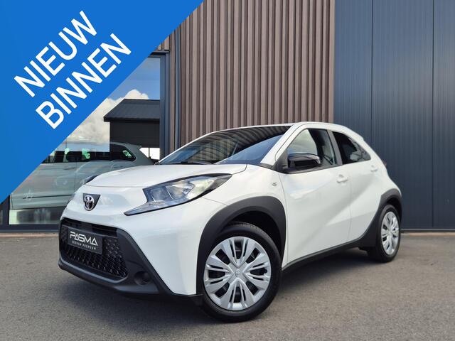 Toyota AYGO X 1.0-l-VVT-i Play | NIEUW 6km | BTW | Carplay | Camera | Stoelverw. | ACC