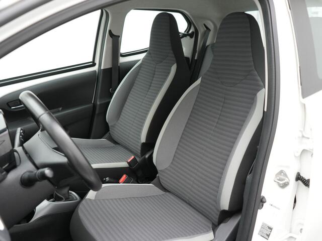 Toyota AYGO 1.0 VVT-i x-play | NL Auto | Dealer Onderhouden | Achteruitrijcamera |