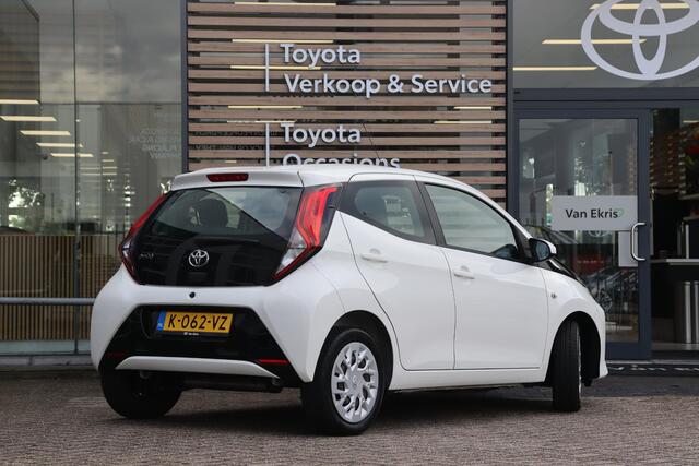 Toyota AYGO 1.0 VVT-i x-play, parkeercamera