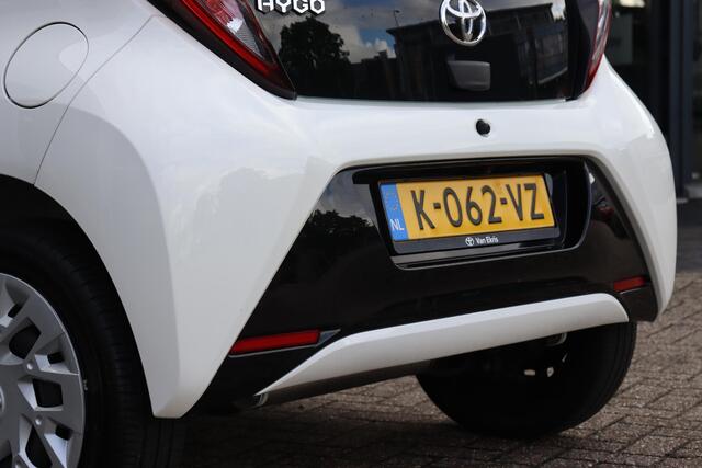 Toyota AYGO 1.0 VVT-i x-play, parkeercamera