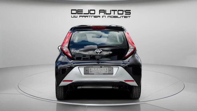 Toyota AYGO 1.0 VVT-i TEAM D NAVI-CARPLAY PDC CAMERA LM VELGEN