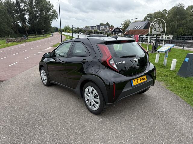 Toyota AYGO X 1.0 VVT-i MT Play bj2023/achteruitrijcamera/NAP/historie aanwezig