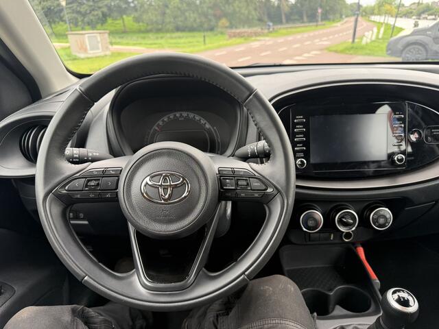 Toyota AYGO X 1.0 VVT-i MT Play bj2023/achteruitrijcamera/NAP/historie aanwezig