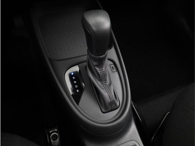 Toyota AYGO X Hybrid 115 play *NIEUW* | Metaallak | Camera | Inruilpremie | ***