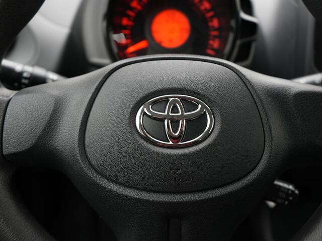 Toyota AYGO 1.0 VVT-i x | NL Auto | Dealer Onderhouden |
