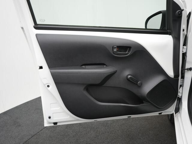 Toyota AYGO 1.0 VVT-i x | NL Auto | Dealer Onderhouden |