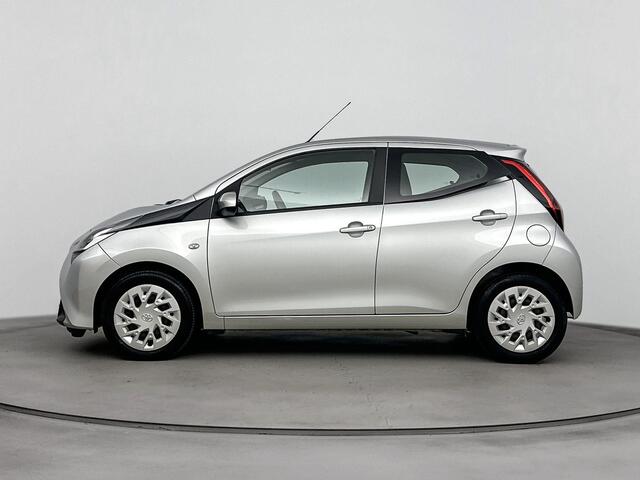 Toyota AYGO 1.0 VVT-i x-otic | Automaat | Multimedia Scherm | Airconditioning | Apple CarPlay & Android Auto
