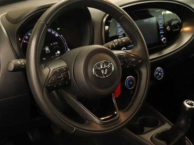 Toyota AYGO X 1.0 VVT-i MT Play - ORIGINEEL NEDERLANDSE AUTO - ACHTERUITRIJCAMERA - AIRCO - LED KOPLAMPEN - APPLE CARPLAY/ANDROID AUTO - CRUISE CONTROL ADAPTIEF - GROOTLICHT ASSISTANT