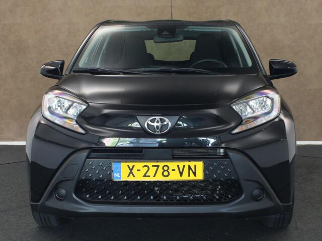 Toyota AYGO X 1.0 VVT-i MT Play - ORIGINEEL NEDERLANDSE AUTO - ACHTERUITRIJCAMERA - AIRCO - LED KOPLAMPEN - APPLE CARPLAY/ANDROID AUTO - CRUISE CONTROL ADAPTIEF - GROOTLICHT ASSISTANT